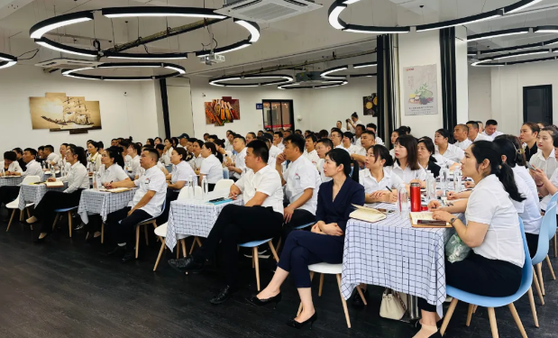 “食”刻守護，安全相伴！華逸府食品安全及營養健康知識專項培訓